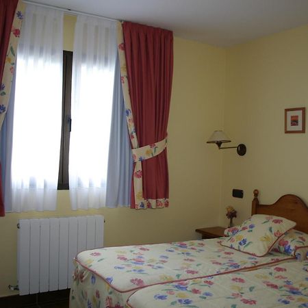 Somonte Otel Quintes Dış mekan fotoğraf