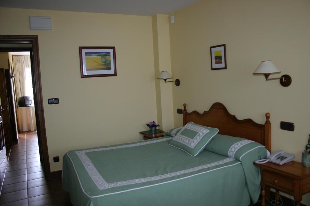 Somonte Otel Quintes Dış mekan fotoğraf